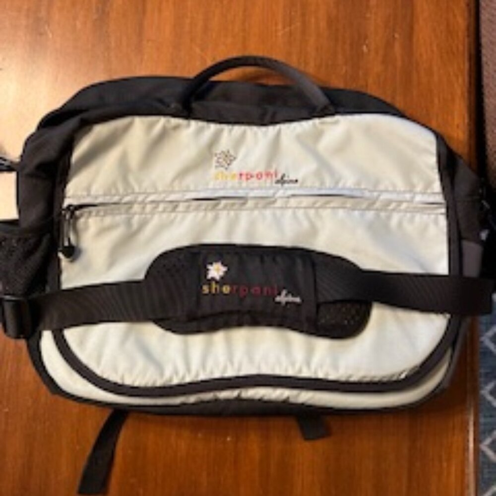 Sherpani Computer/Laptop bag